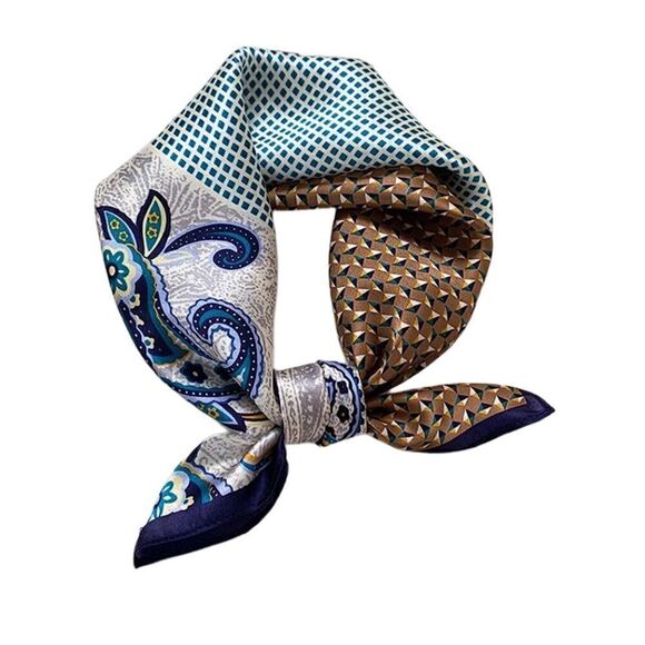 Four corners Silk Scarf - Picture 2 of 5